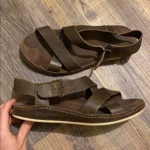 Womens Wayfarer Leather Chaco Otter